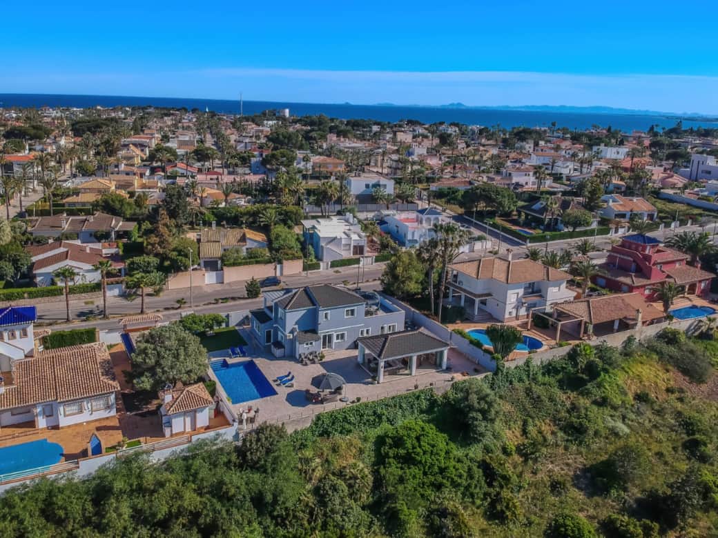 Luxury villa for sale in cabo roig 1 Luxury villa for sale in cabo roig 1