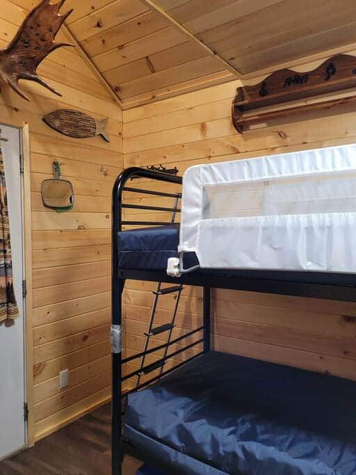Twin bunk beds; Upper bunk & ladder capacity: 180lb.  BYO bedding to save linen fees
