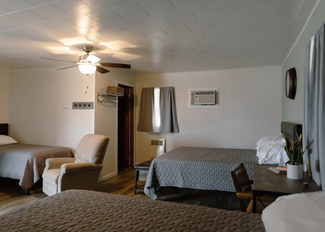 Motel Room 4F Motel Room 4F