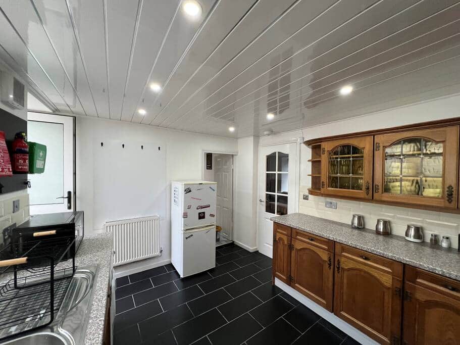 Reverse kitchen area