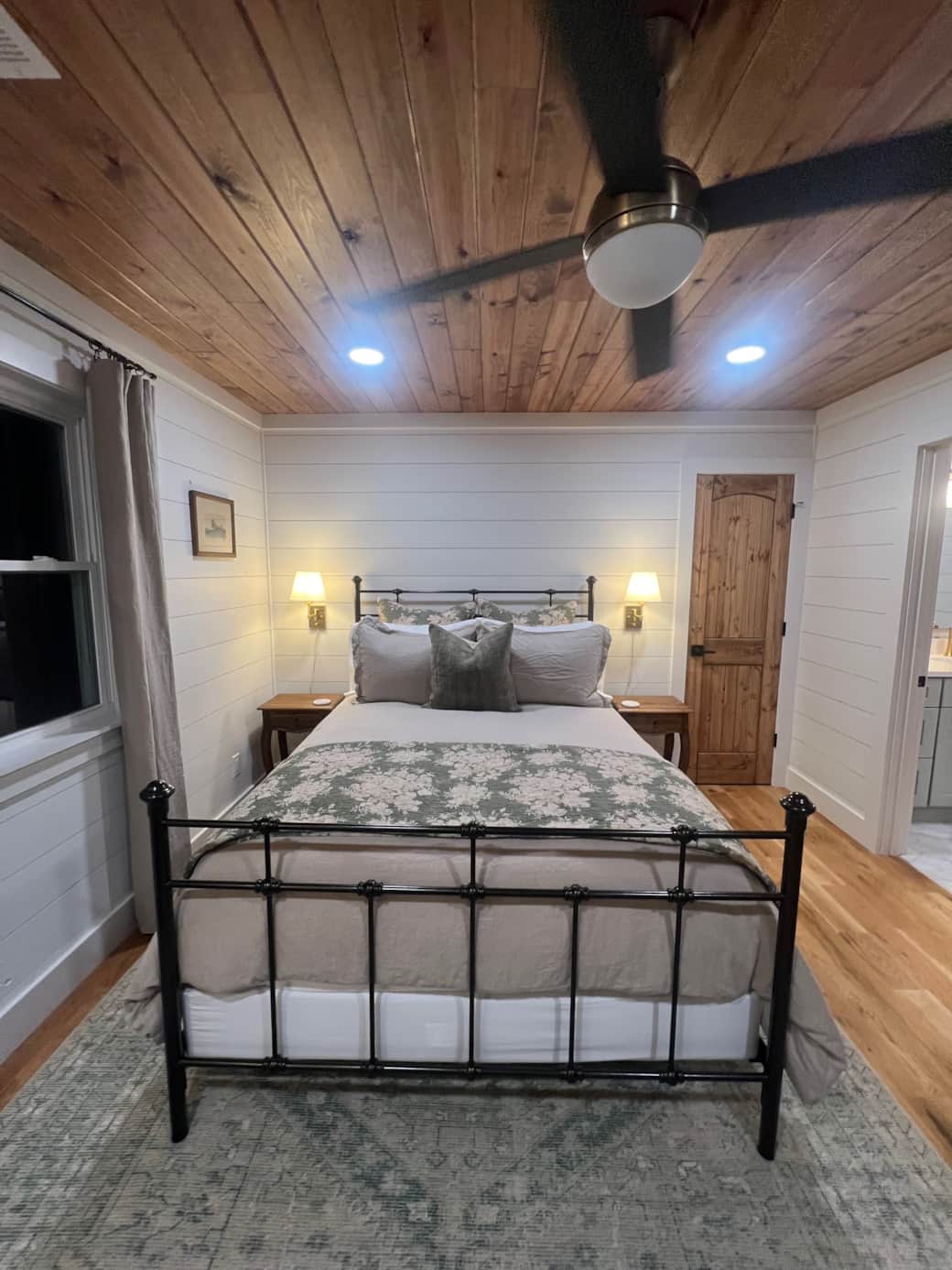 Guest Bedroom Queen Guest Bedroom Queen