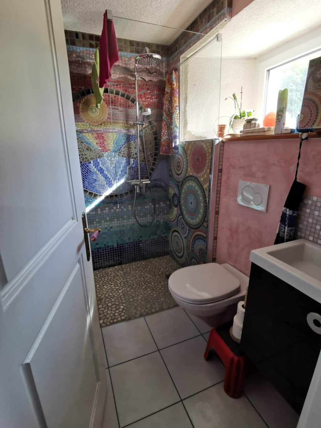 Salle de douche, WC, lavabo Salle de douche, WC, lavabo