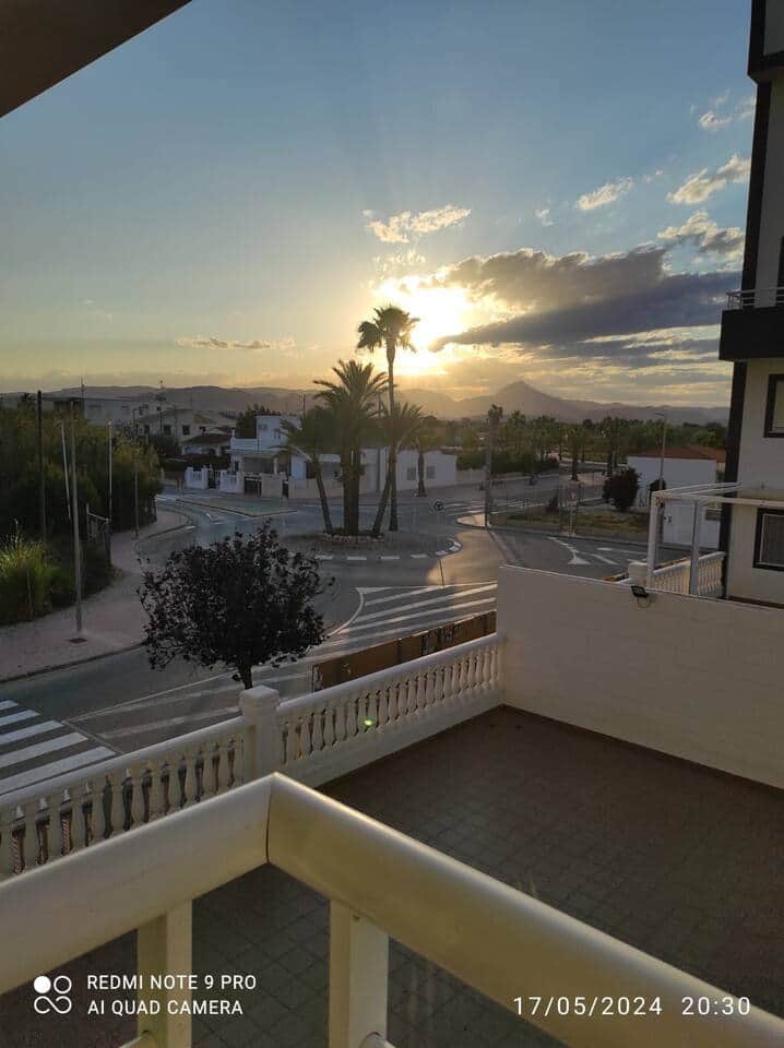 Vistas al atardecer desde la terraza Vistas al atardecer desde la terraza
