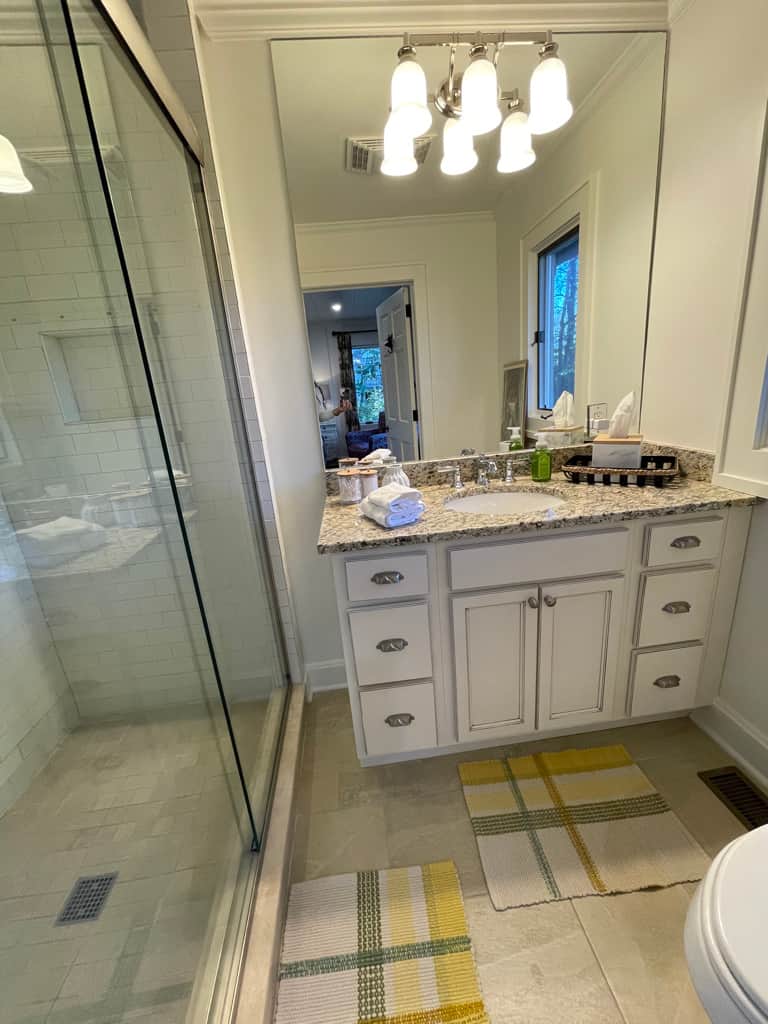 GUEST BATH 2