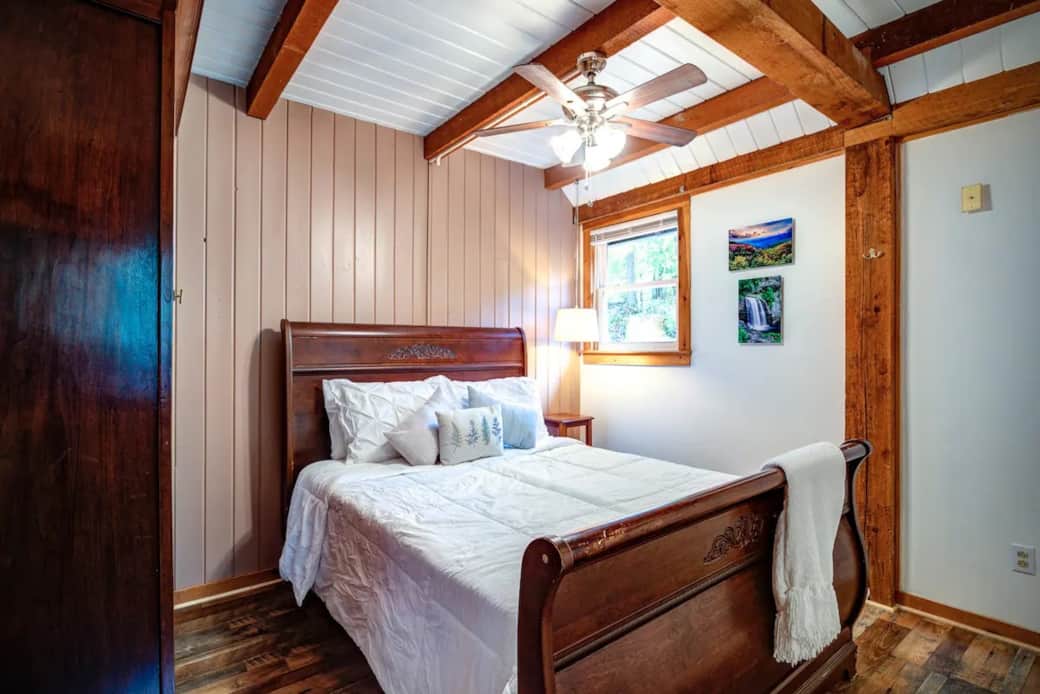 Queen Bedroom 2