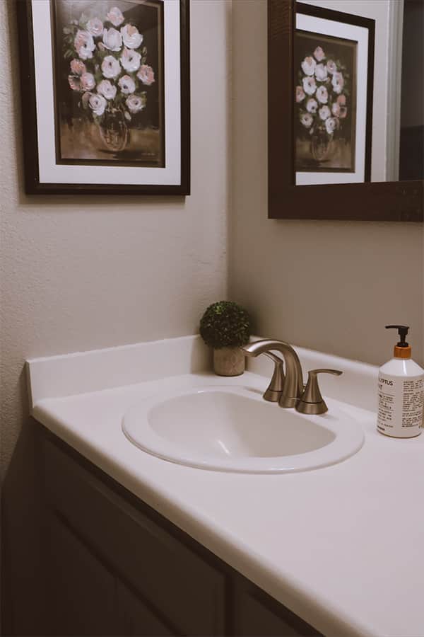 Juniper Room at Tall Timbers Bed & Breakfast Vacation Home in Shasta