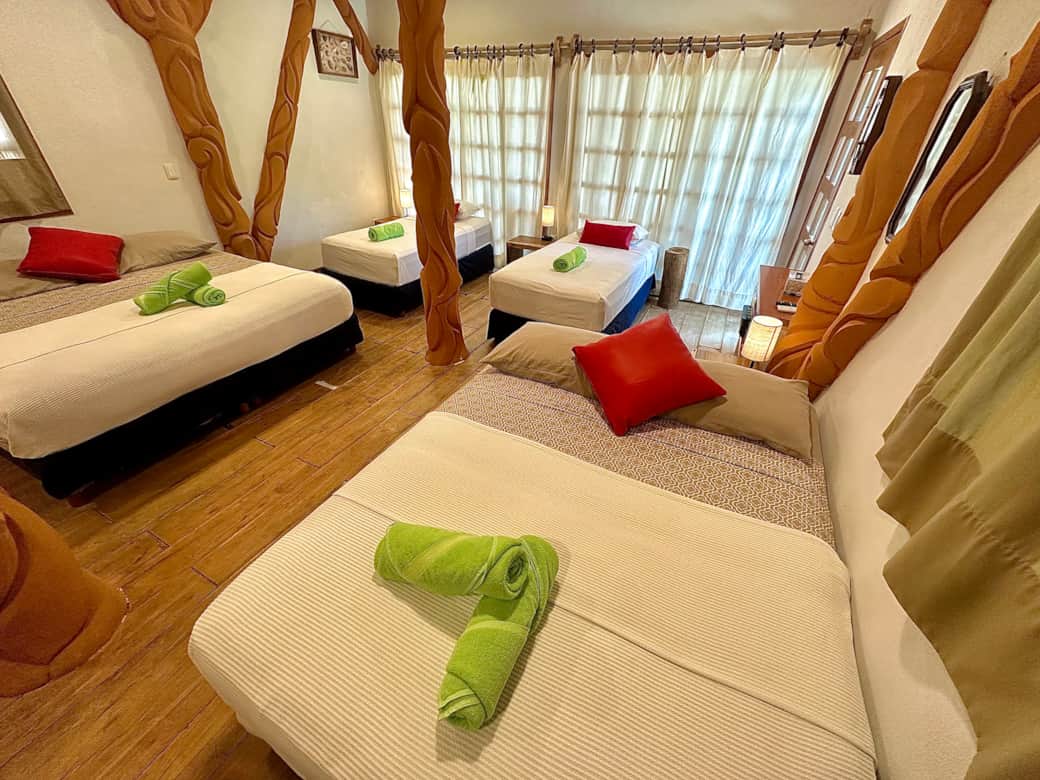 Room on the beach, equiped mini fridge, microwave and coffe machine, private bathroom