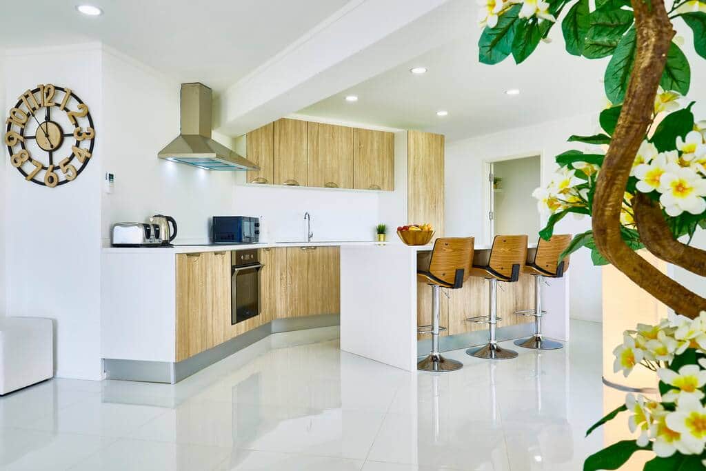Overviaw of the kitchen