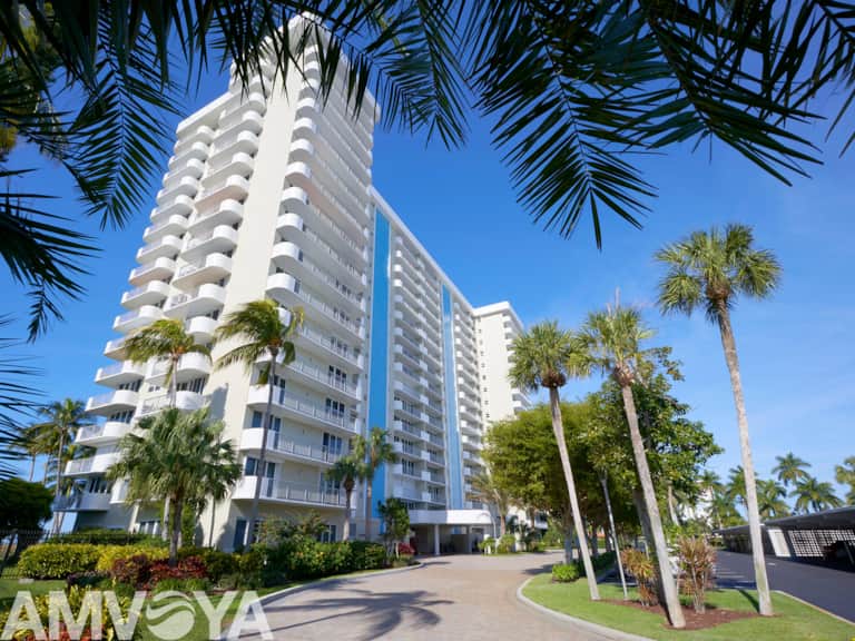 Marco Island FL • 1 BR Beachfront Building Condo Condominium in Marco