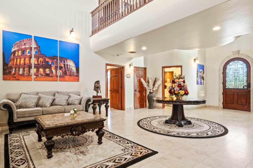 02 3 VillaFoyer3 1