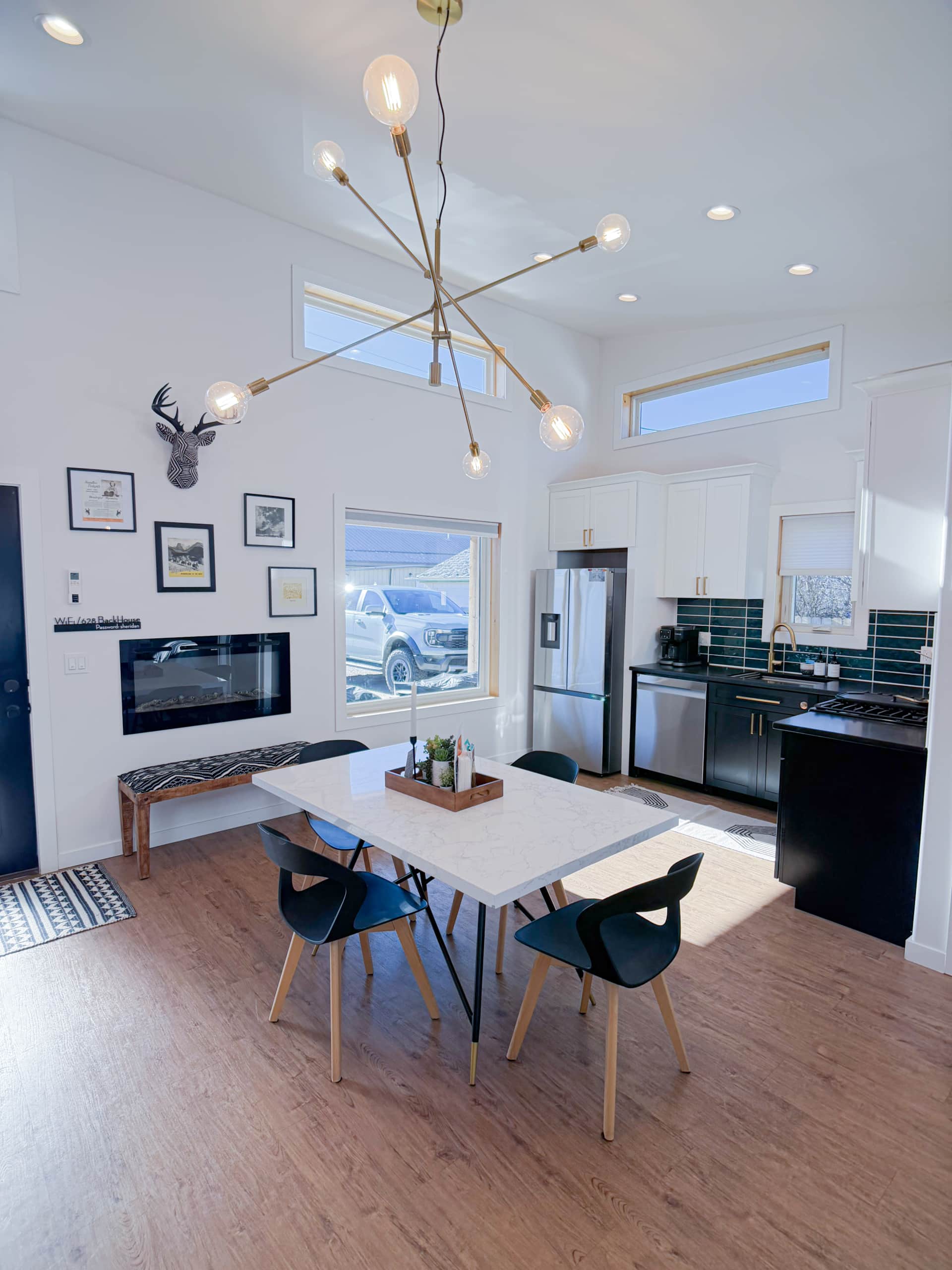 Wayfarer Bungalow detail