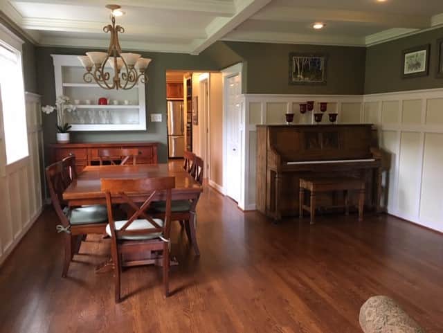 moore dining room full