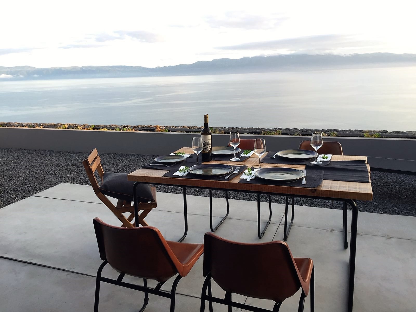 Mesa exterior / Outside table