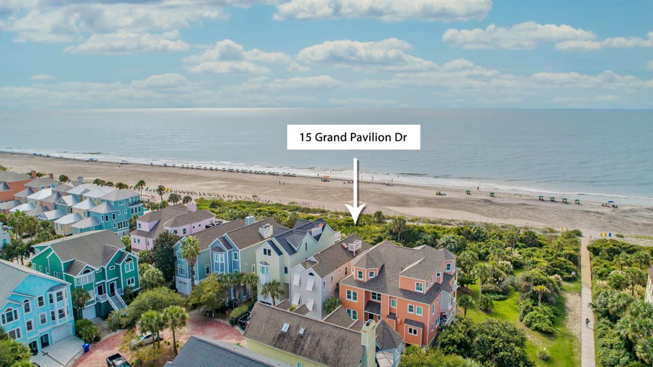 Oceanfront/Beachfront!