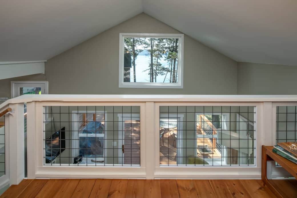 Rock cottage - peekaboo window
