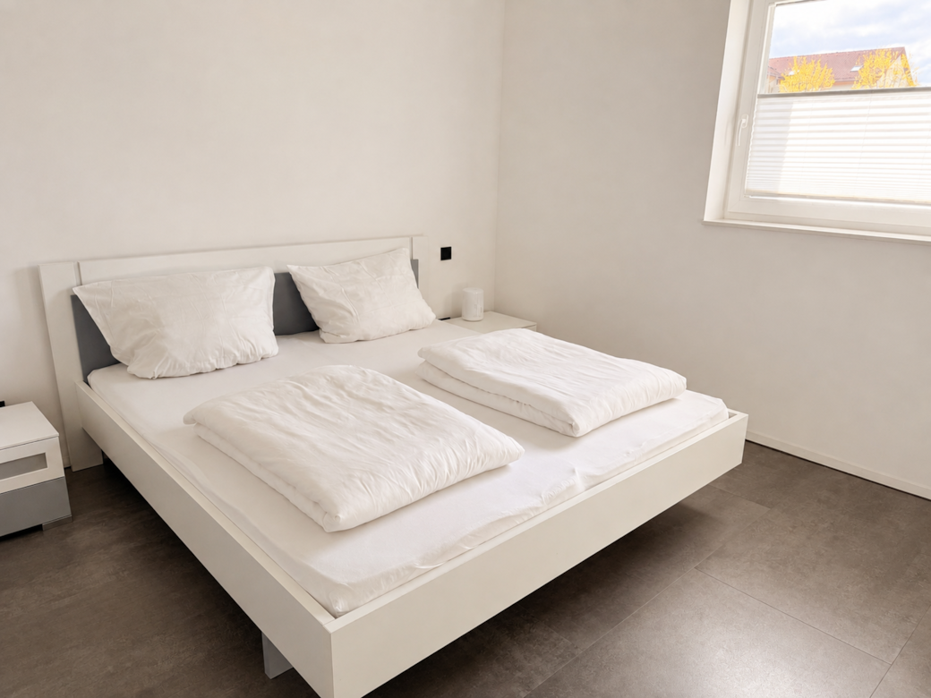 Schlafzimmer 1