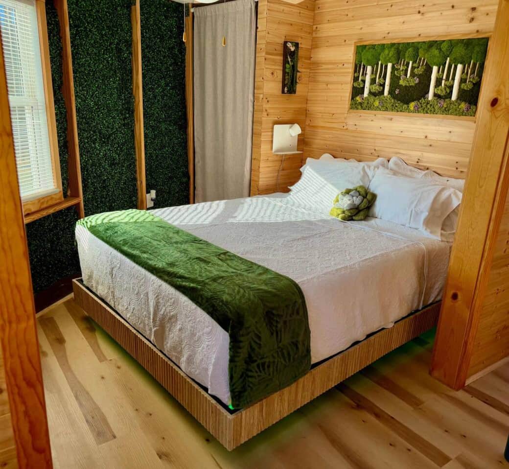 Enjoy a wonderful rest on our new queen bed, with carefully curated art, aromatics, and ambient lighting. Enjoy a wonderful rest on our new queen bed, with carefully curated art, aromatics, and ambient lighting.