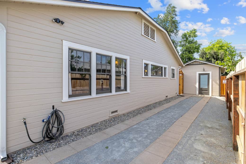 5 web or mls 713A9599