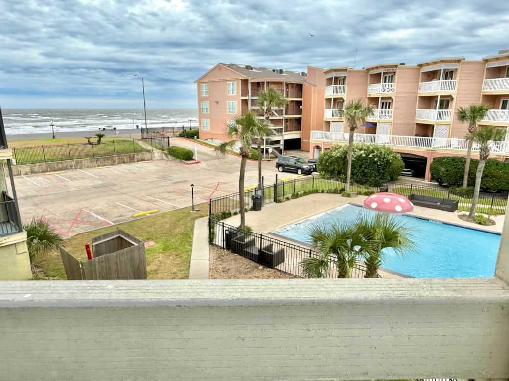 Amazing gulf views and feel the coastal breeze from your private balcony