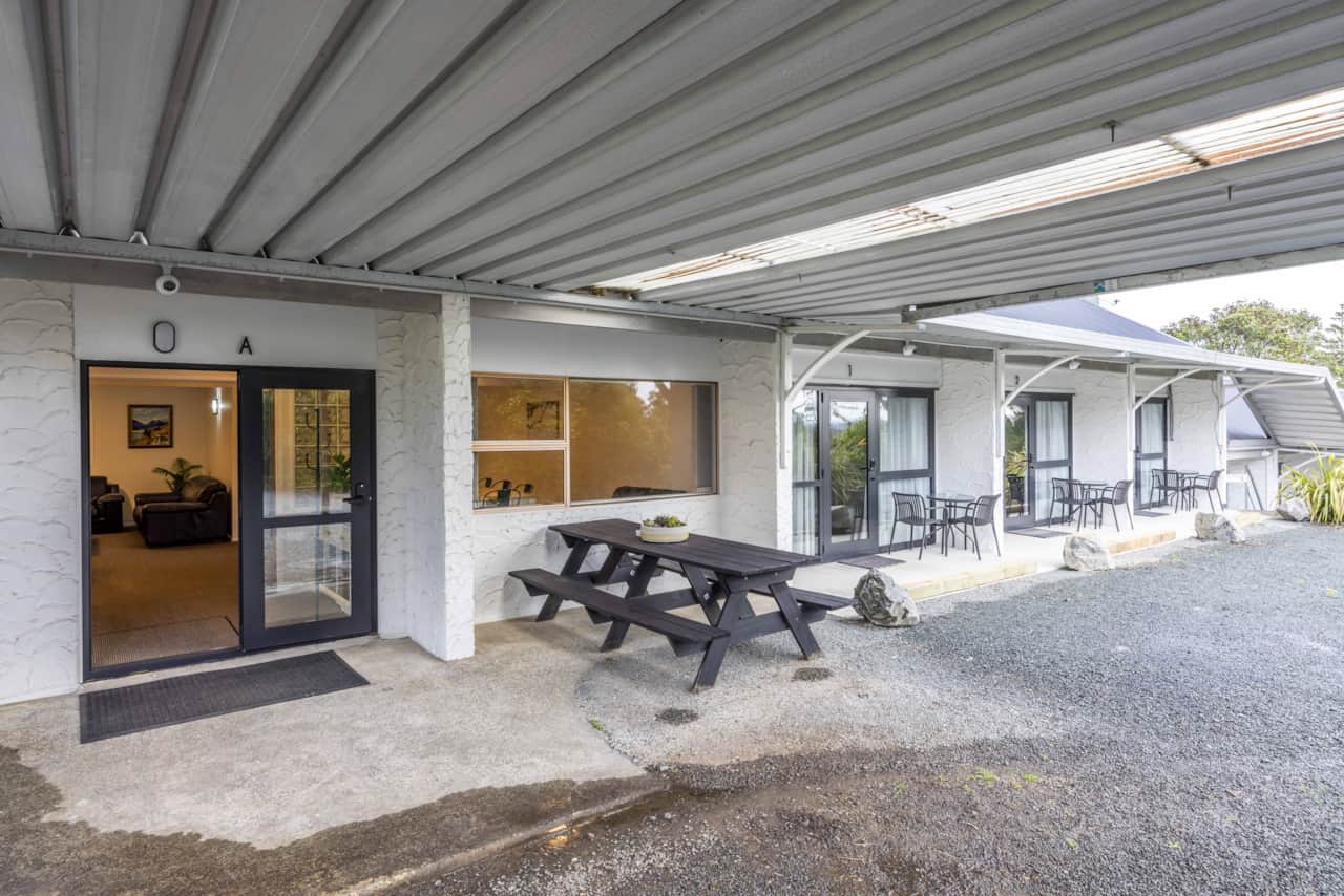 Unit A Front Outdoor Covered Area
