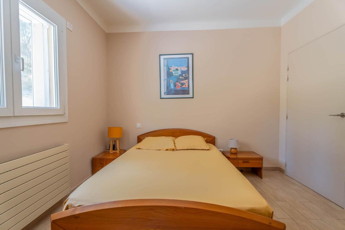 Spacieuse Villa Climatisé avec Piscine