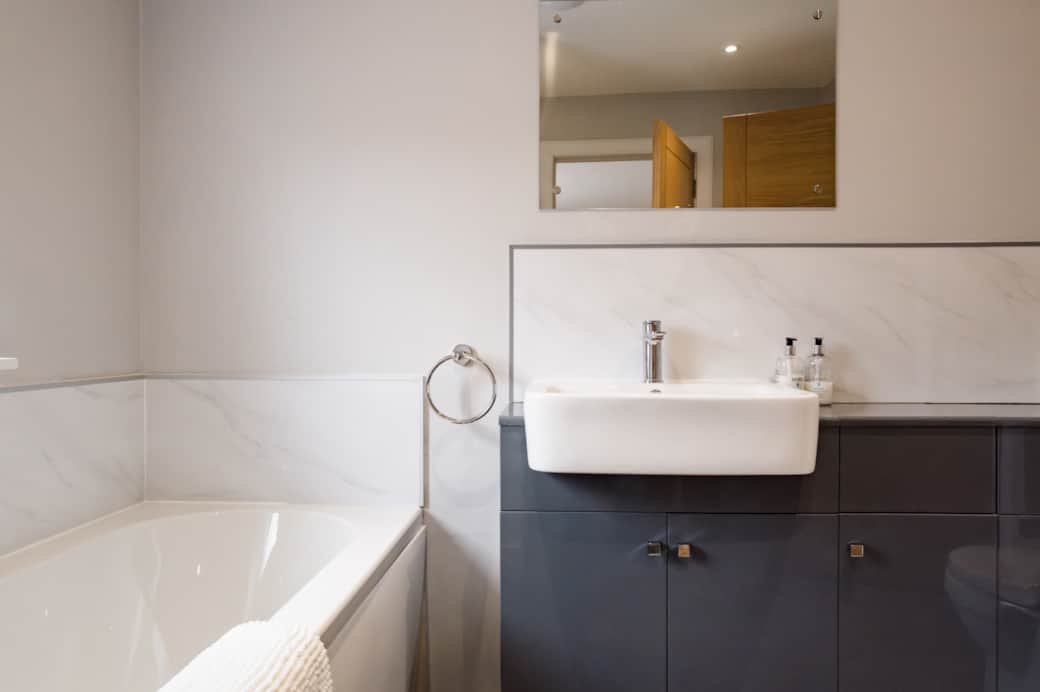 Main bathroom Main bathroom