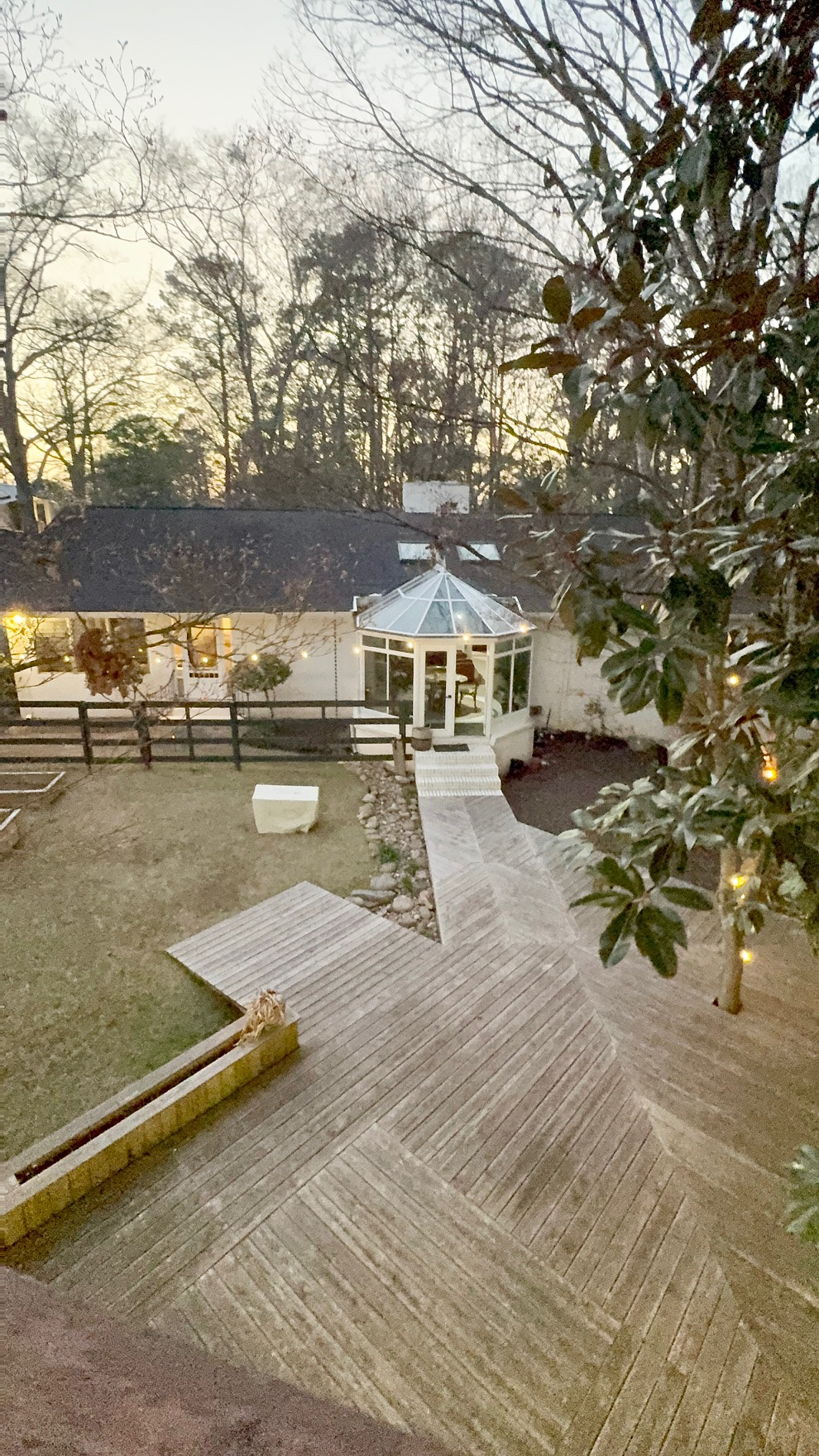 Entertainment Deck Area