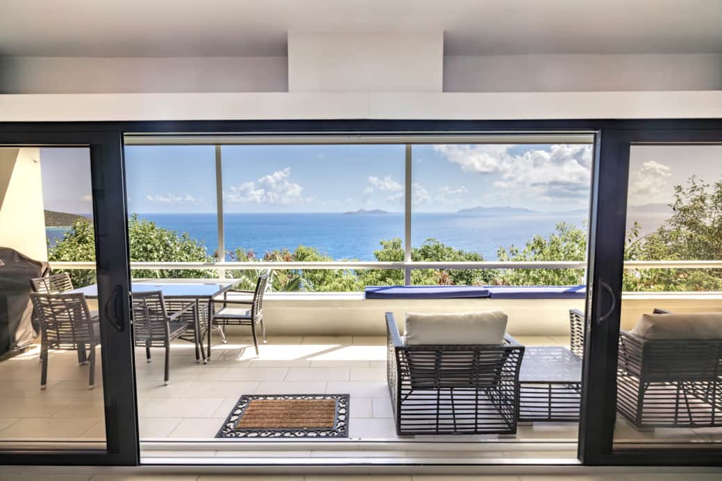Sliders Open Up For Indoor/Outdoor Living