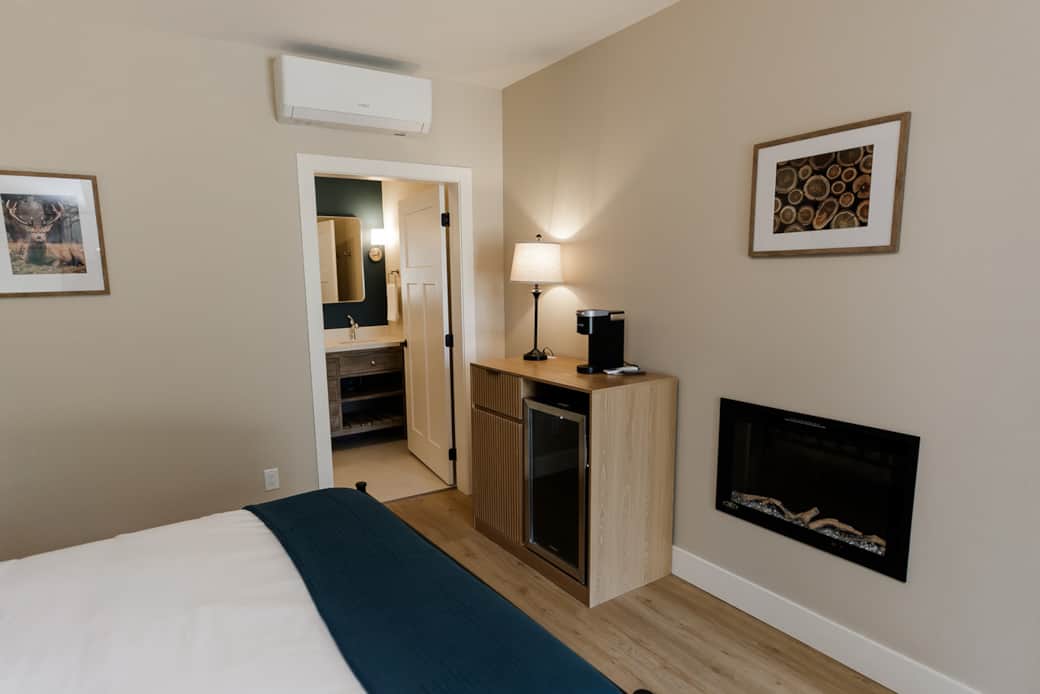 Mountainside Retreat Centre Sunnybrae Shuswap BC Birchwood 2 Mountainside Retreat Centre Sunnybrae Shuswap BC Birchwood 2