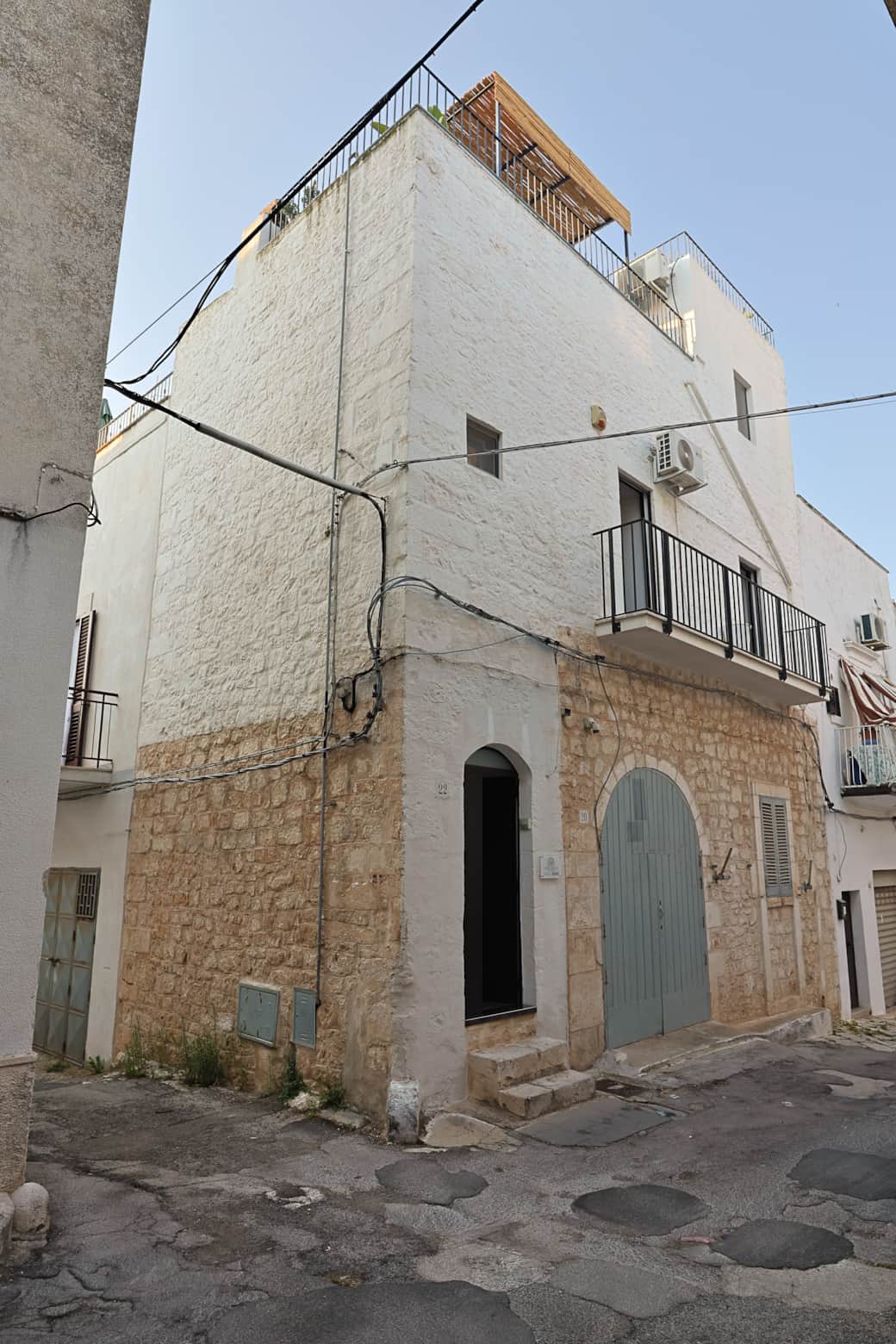 external facade/entrance