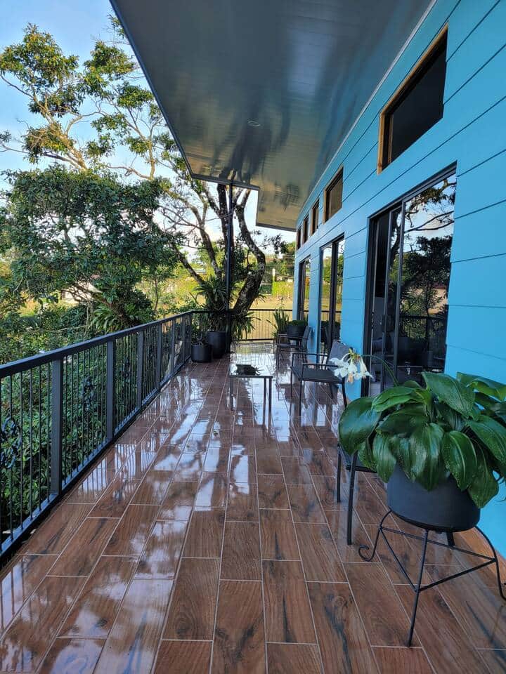 Disfruta de un balcón desde el que puedes tener diferentes vistas agradables. Disfruta de un balcón desde el que puedes tener diferentes vistas agradables.