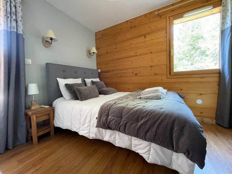 Chambre double de l'appartement Chantelouve aux Deux Alpes