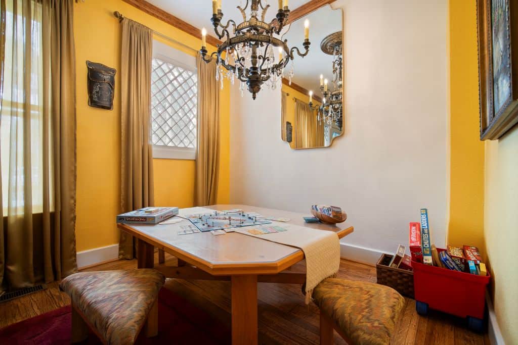 Game table