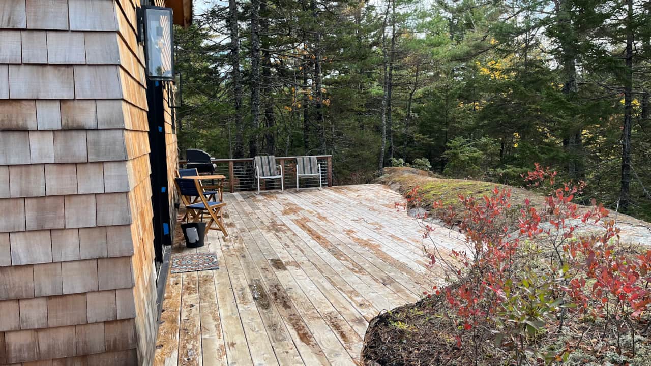 Quarry House Front Deck Area