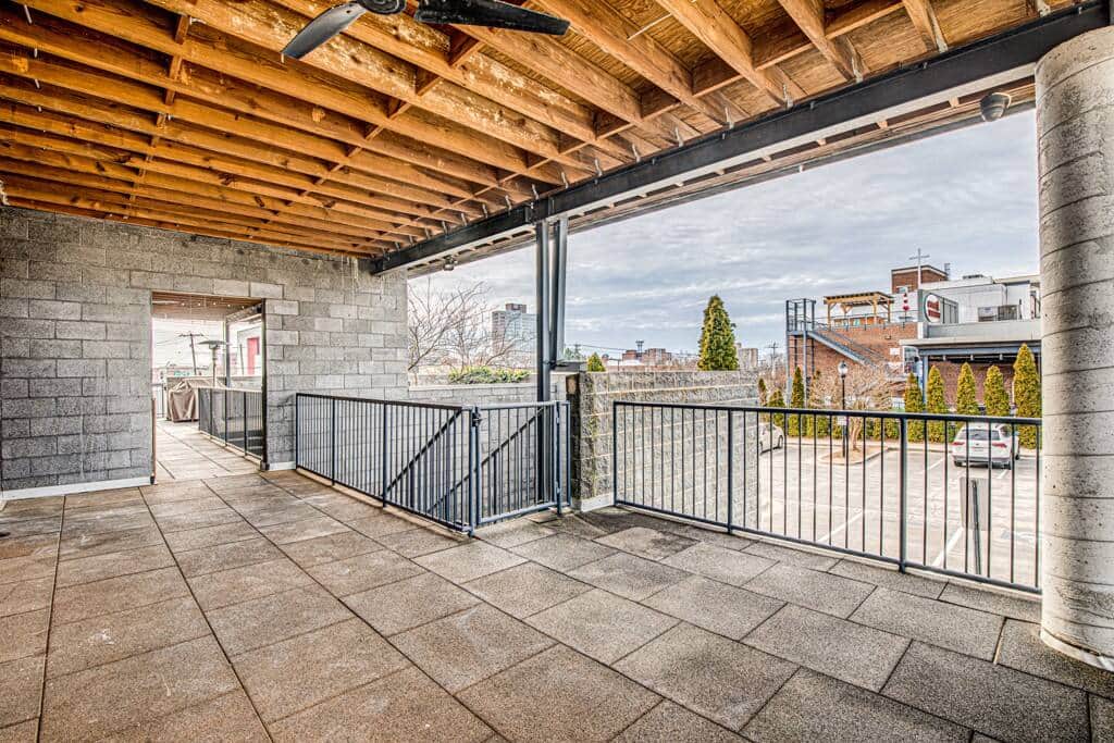 Private Deck