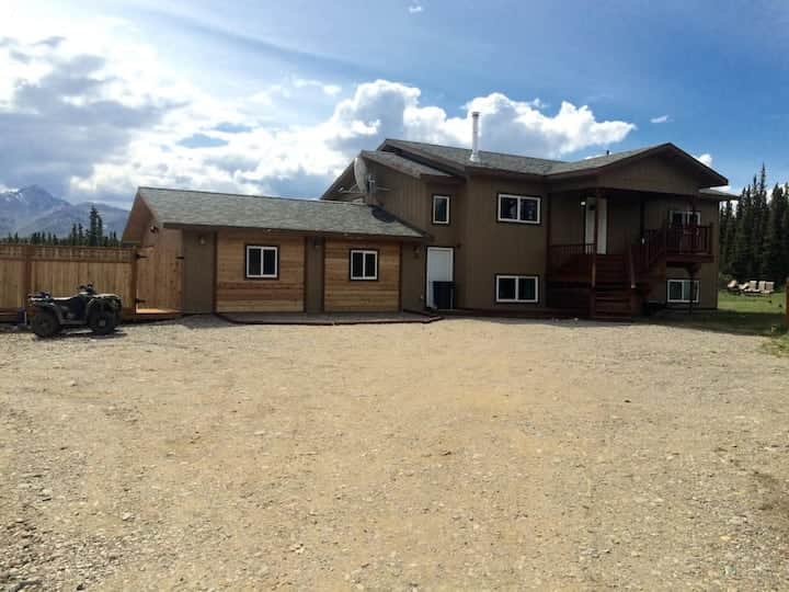 (19) large parking area