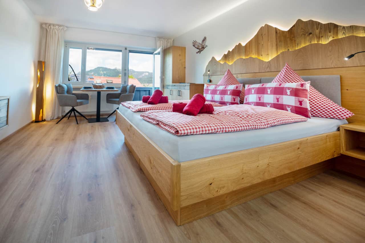 1,80 m breites Doppelbett