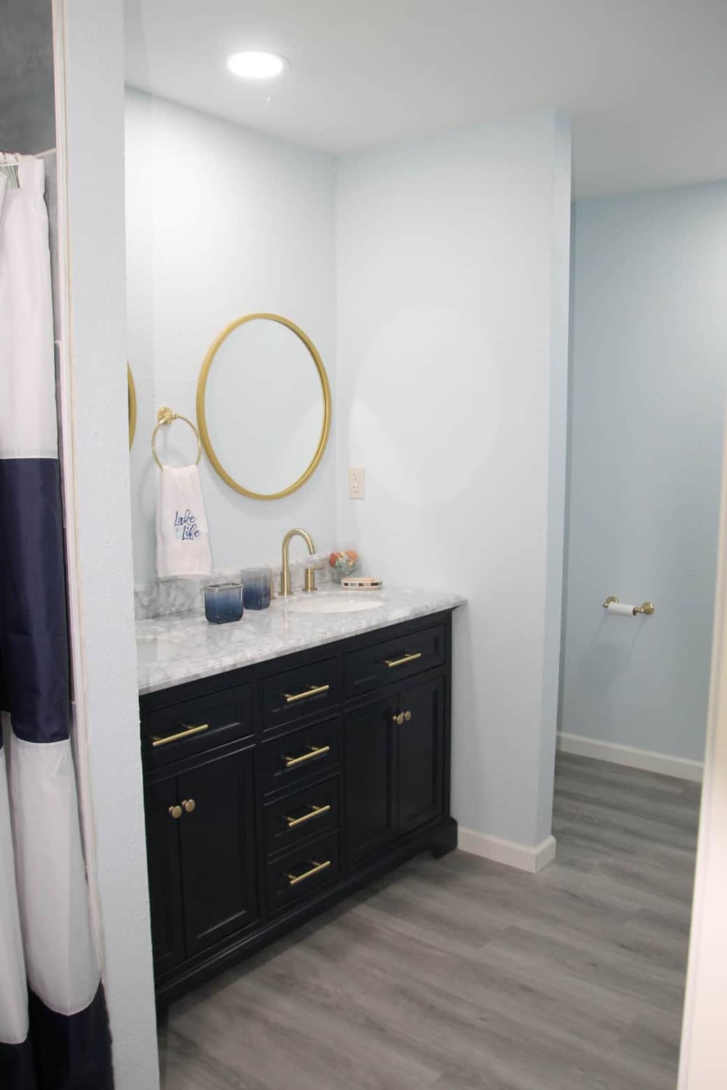 Master ensuite Master ensuite