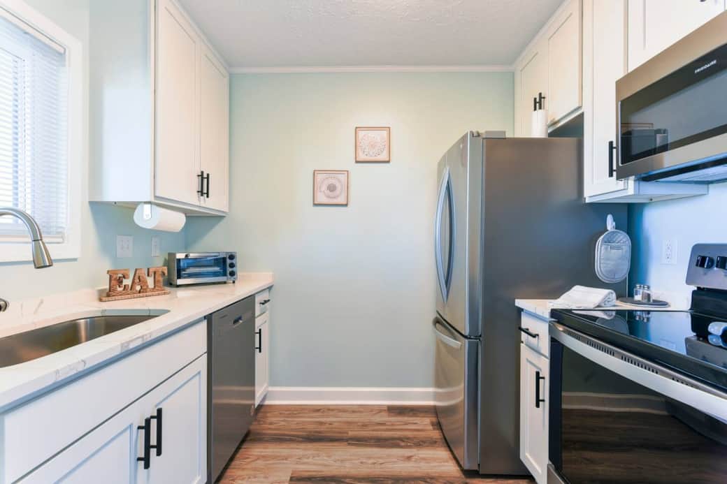 2422a48a f475 4fd2 8fc0 d193dc70ecd7