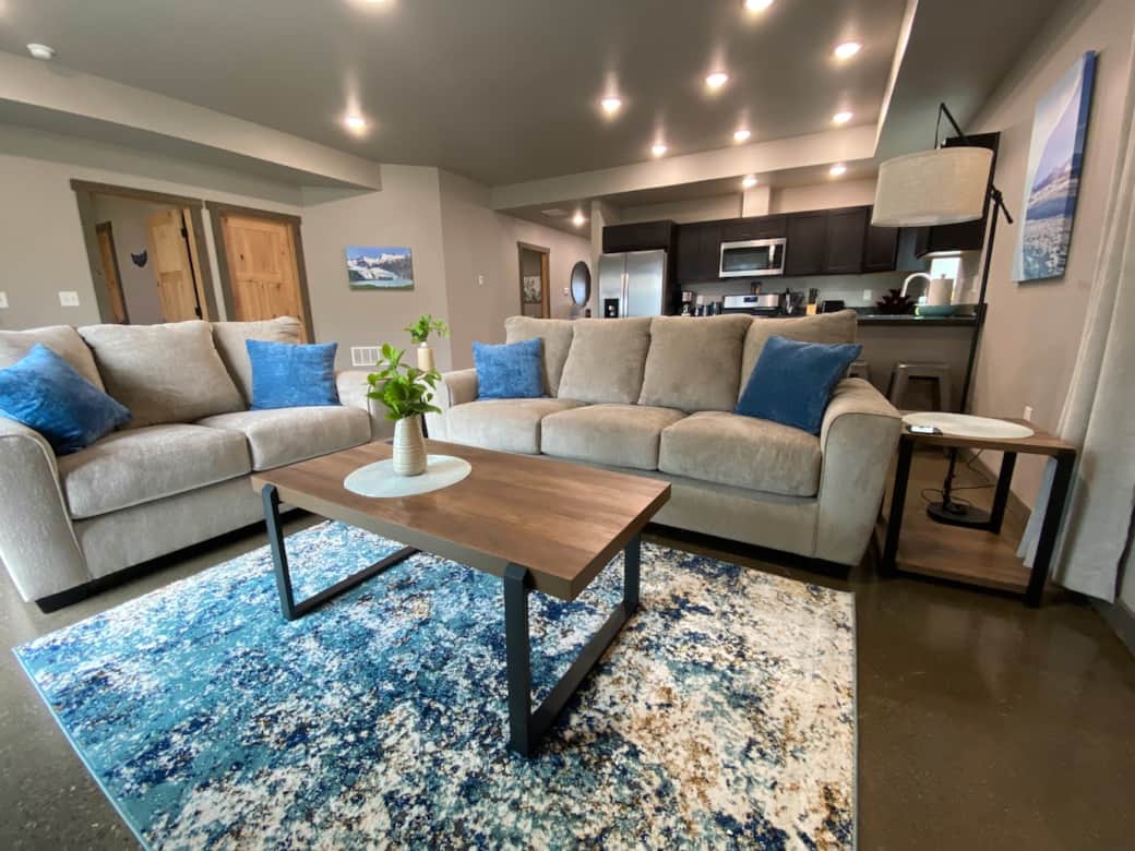 Living Room 7