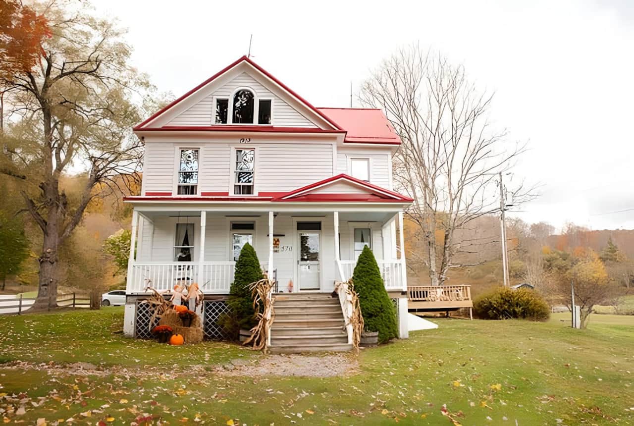 Elevation Vacation Rentals - Slatyfork Homestead