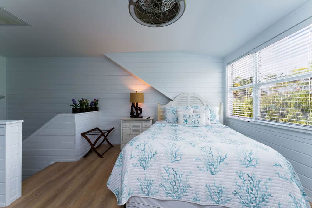 Guest Suite With Queen Bed