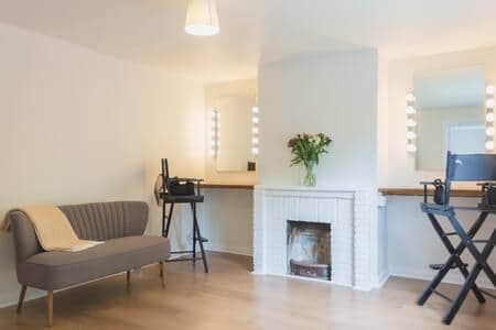Meadow Cottage - Make Up Lounge