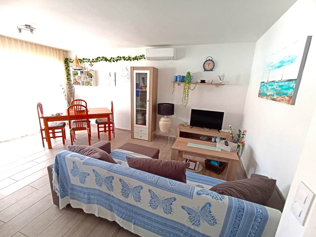 Wohnzimmer, Esszimmer