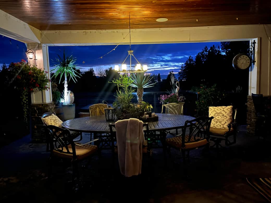 Out door dining area