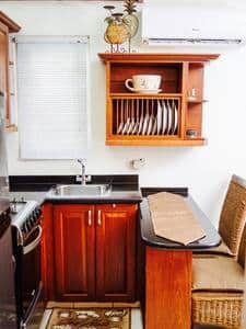 Bar Sitting Area - Perfect For Breakfast or Dinner 
