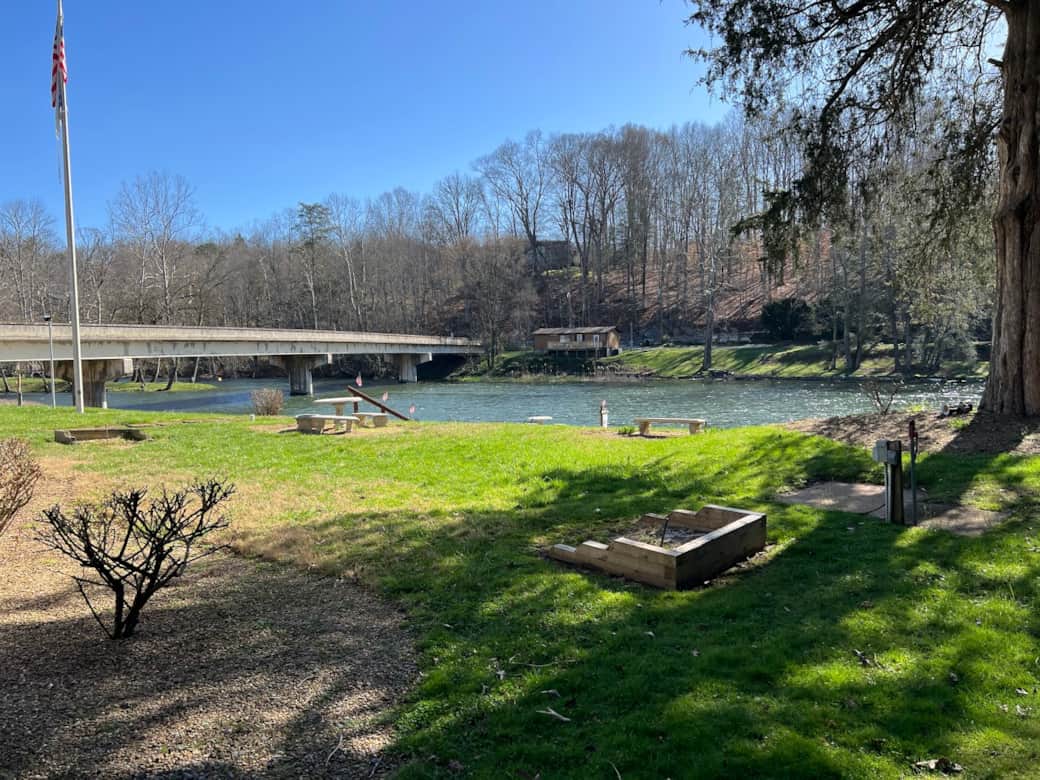 Pappaw's Fishing Pad Common Area