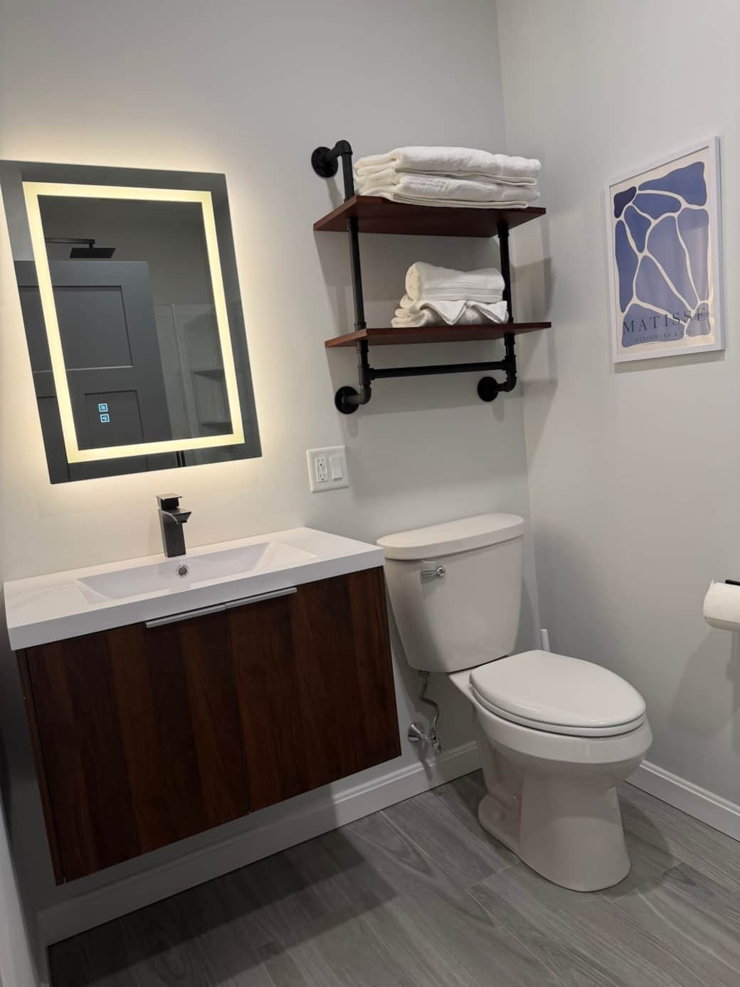 Portsmouth Room Bathroom Portsmouth Room Bathroom