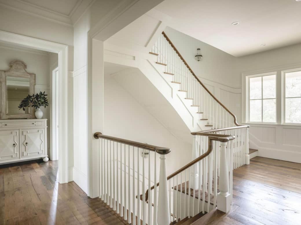 2nd Floor Landing