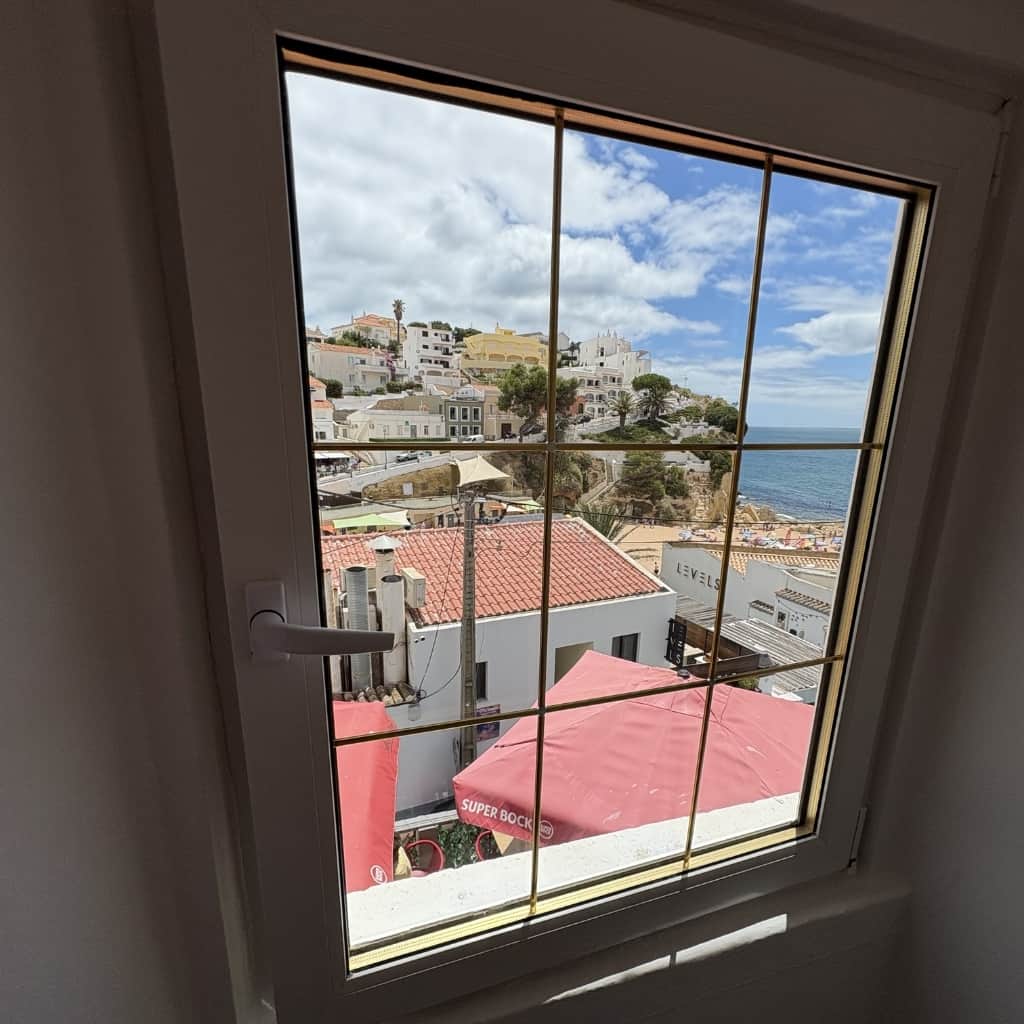 CarvoeiroRiad MasterBedroomWindow 1024x1024 CarvoeiroRiad MasterBedroomWindow 1024x1024